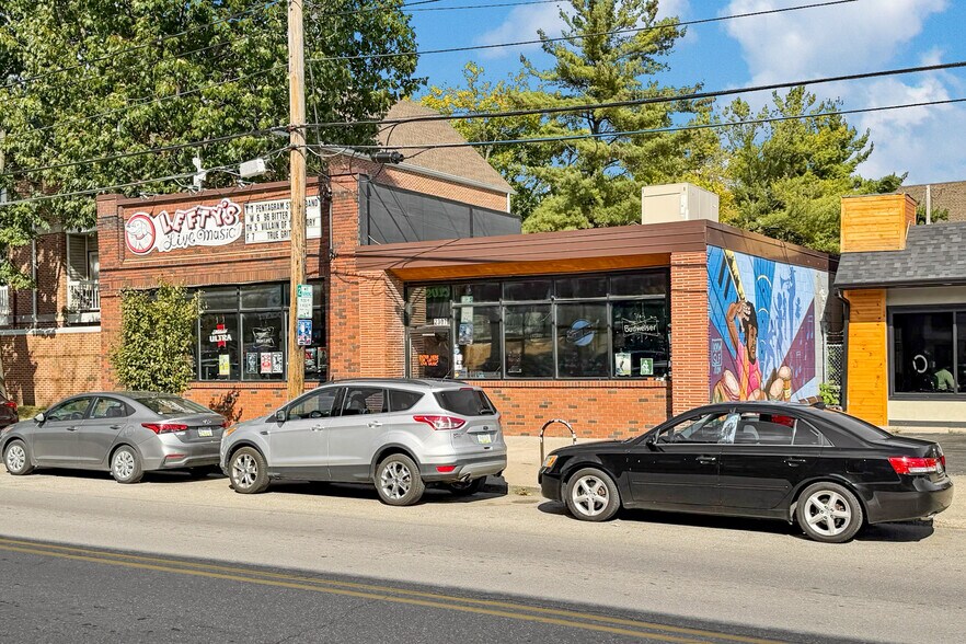 2307 University Ave, Des Moines, IA à vendre - Photo de l’immeuble – Image 2 sur 3