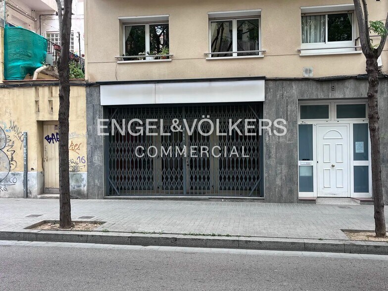 Immeuble residentiel dans Badalona, Barcelona à vendre - Photo de l’immeuble – Image 1 sur 3