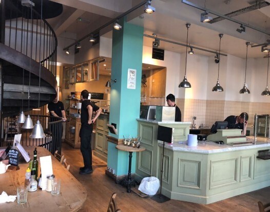 83-85 Notting Hill Gate, Londres à louer - Photo intérieure – Image 2 sur 9