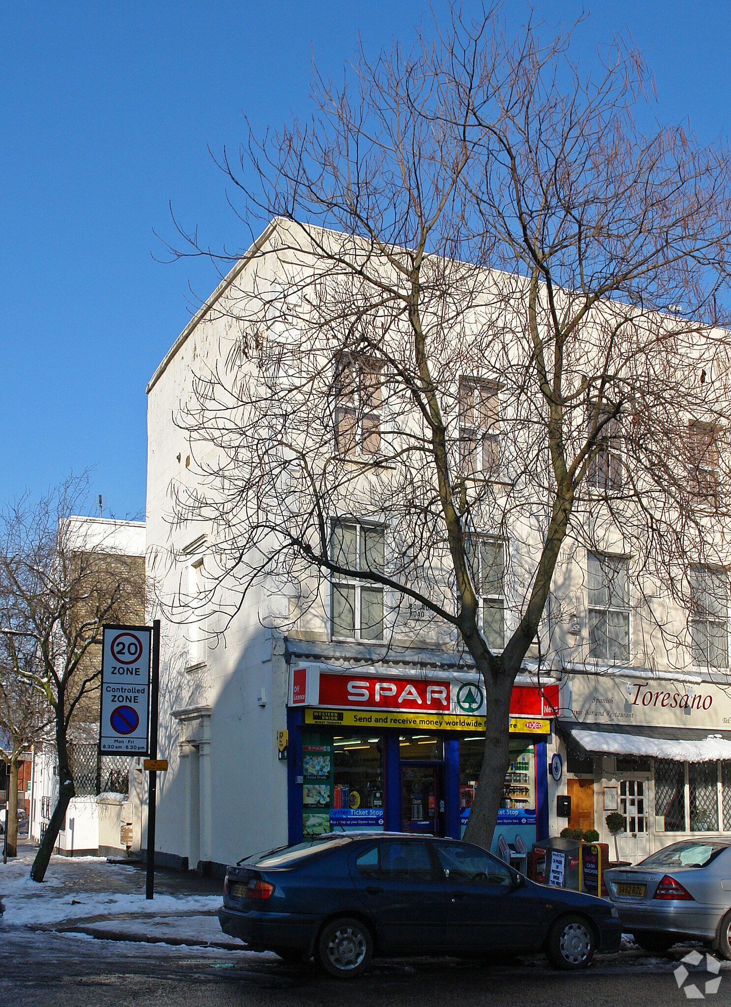 132 Boundary Rd, Londres à louer Photo principale– Image 1 sur 8