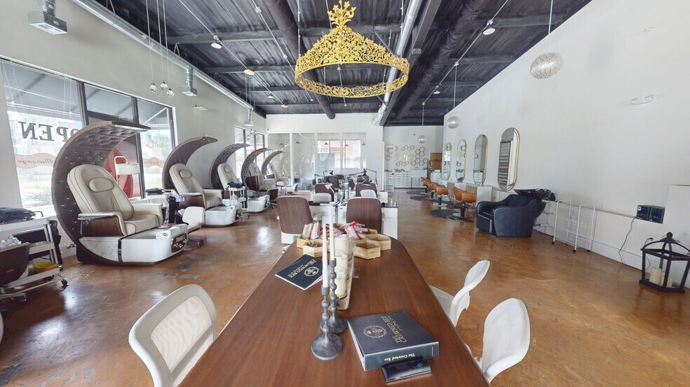 4230-4236 Veterans Memorial Blvd, Metairie, LA à louer - Photo de l’immeuble – Image 3 sur 6