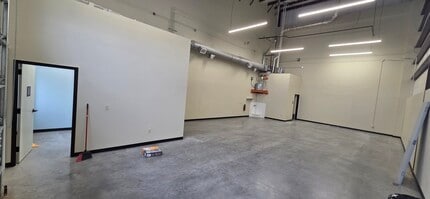 5818 S 107th East Ave, Tulsa, OK à louer Photo intérieure– Image 2 sur 5