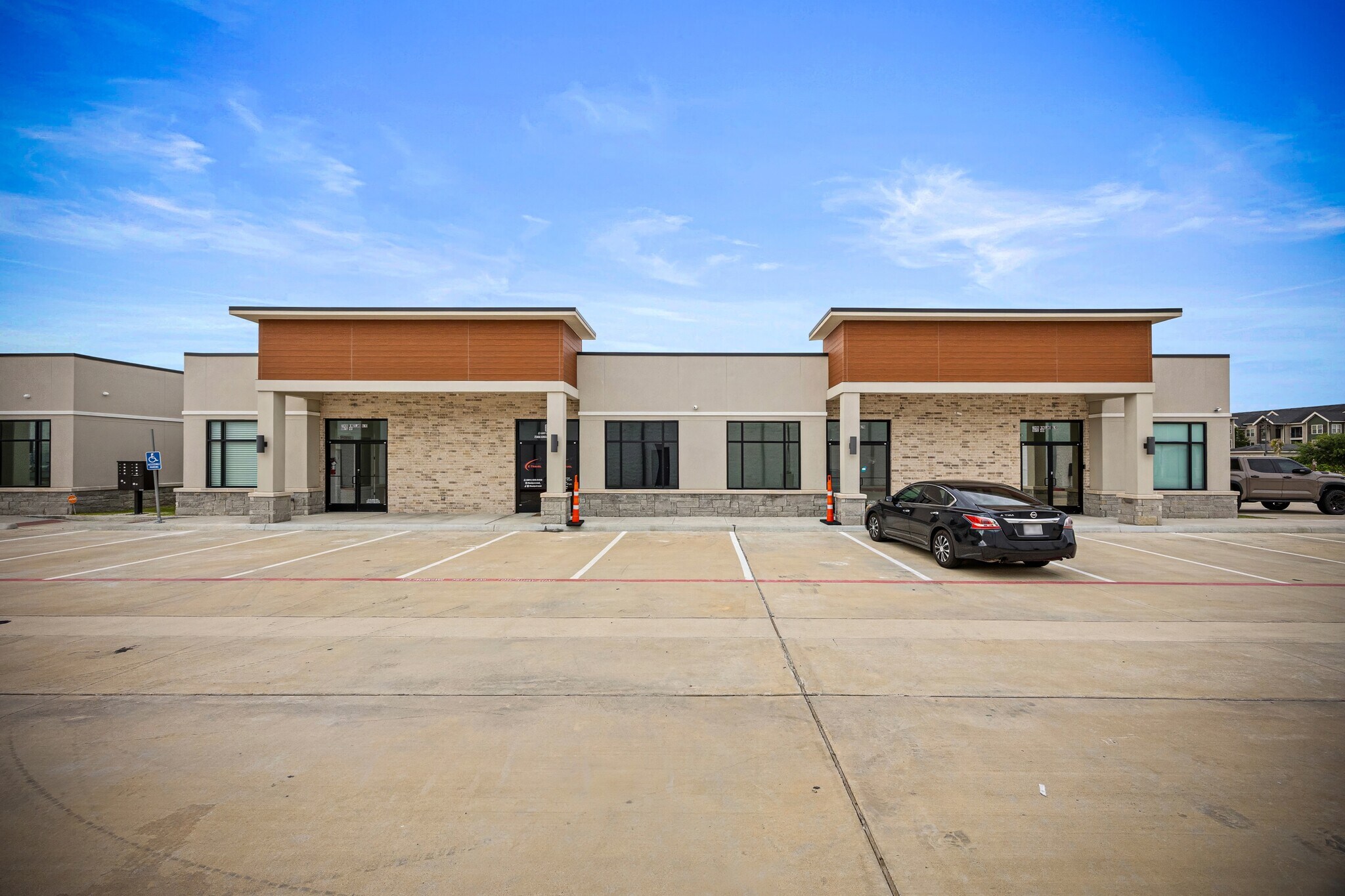 1030 Katy Fort Bend Rd, Katy, TX à vendre Photo principale– Image 1 sur 12