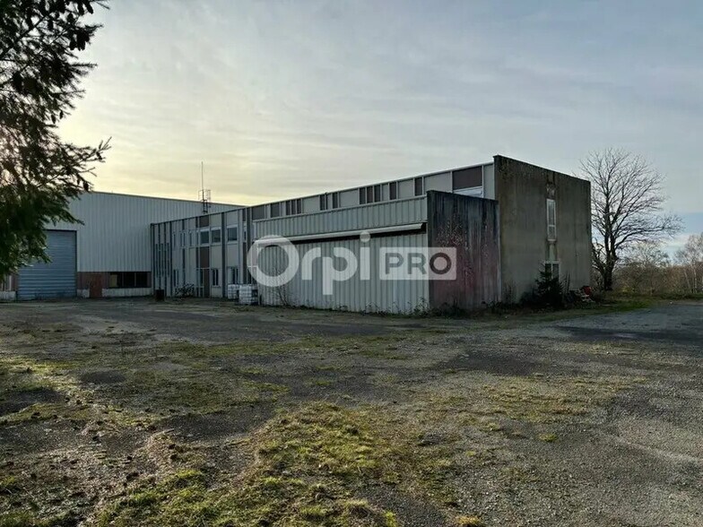 Industriel/Logistique dans Razès à louer - Photo de l’immeuble – Image 2 sur 5