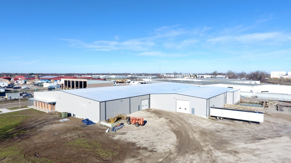 800 Industrial Dr, Franklin, IN à louer - Photo de l’immeuble – Image 1 sur 5