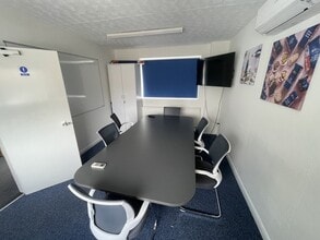 80 Great Northern Ter, Lincoln à louer Photo intérieure– Image 1 sur 5