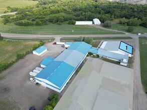 2330 County Road 137, Waite Park, MN à louer Photo de l’immeuble– Image 1 sur 7