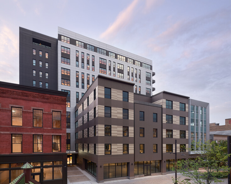 125-133 E State St, Ithaca, NY à louer - Photo de l’immeuble – Image 1 sur 5