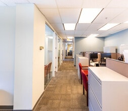 1681 Chestnut St, Vancouver, BC à louer Photo intérieure– Image 2 sur 6