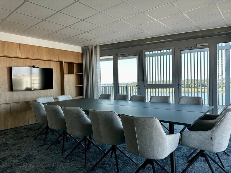 Bureau dans Lorient à louer - Photo de l’immeuble – Image 3 sur 8