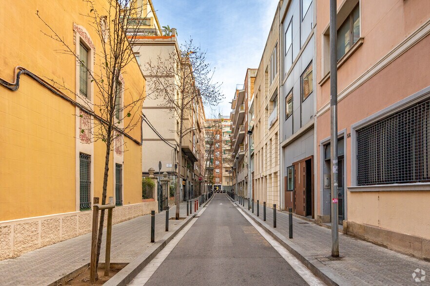 Bureau dans Barcelone, Barcelona à louer - Photo de l’immeuble – Image 3 sur 12