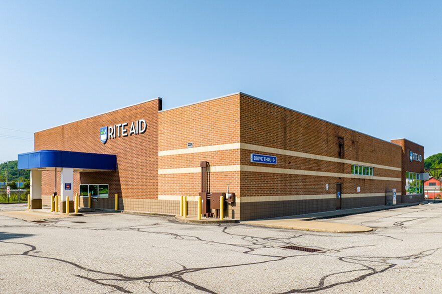 210 9th St, Glassport, PA à louer - Photo de l’immeuble – Image 3 sur 7