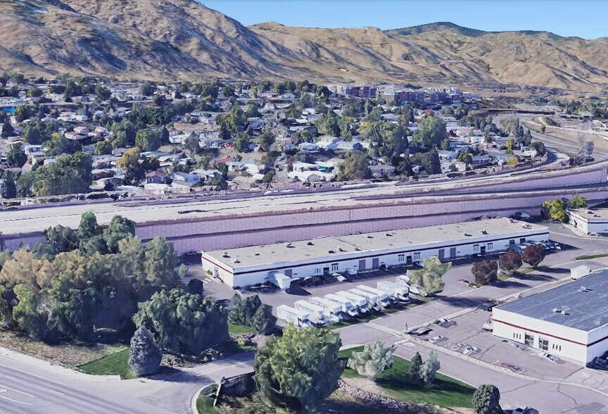 401 Violet St, Golden, CO à louer - Photo principale – Image 1 sur 2