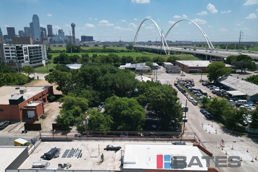 131 Yorktown St, Dallas, TX à louer - Photo de l’immeuble – Image 2 sur 10