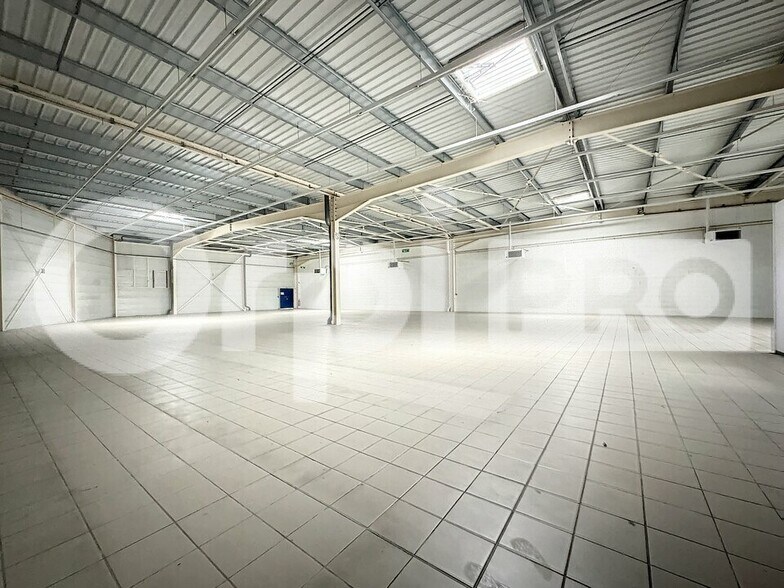 Local commercial dans Montluçon à louer - Photo de l’immeuble – Image 1 sur 6