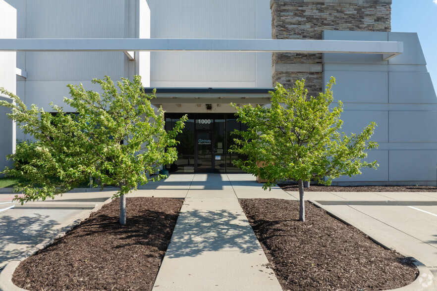 1000 Premier Pky, Saint Peters, MO à louer - Photo de l’immeuble – Image 3 sur 5