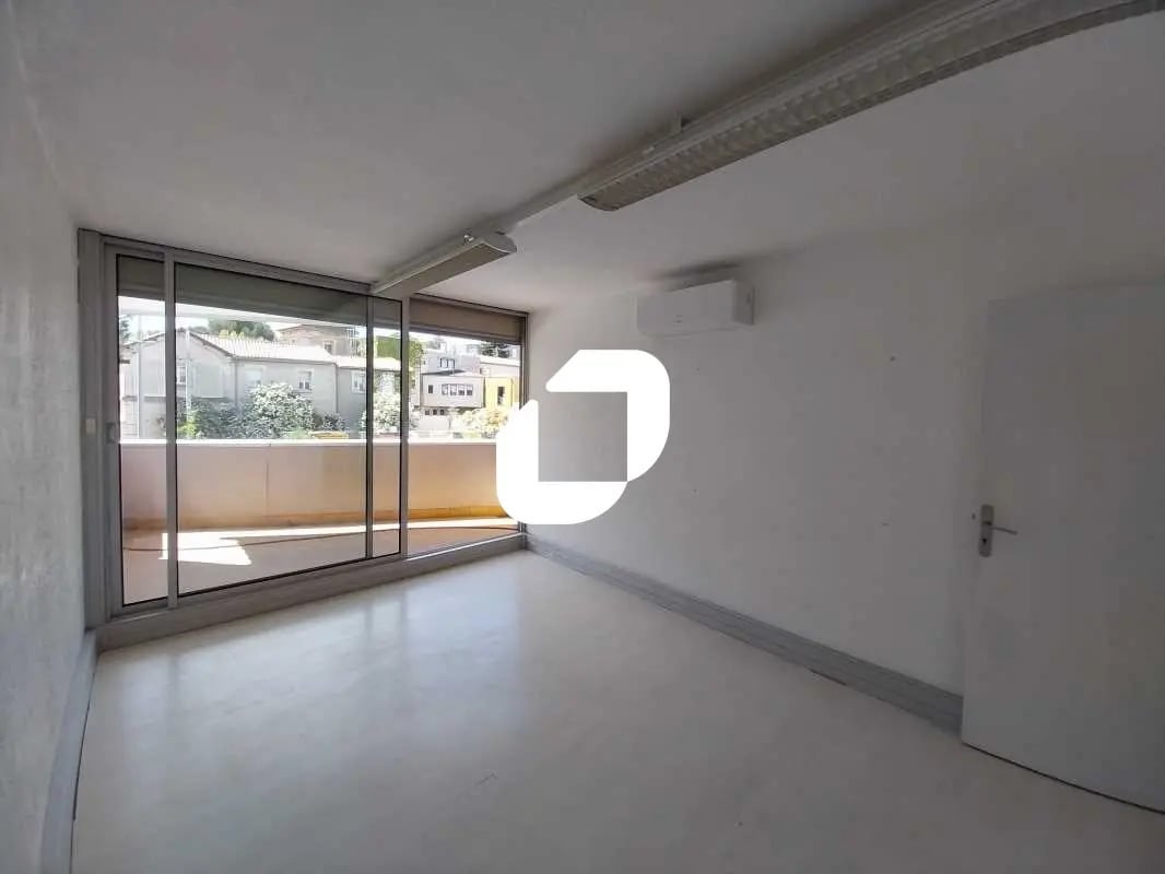 Local commercial dans Montpellier à vendre Photo de l’immeuble– Image 1 sur 11