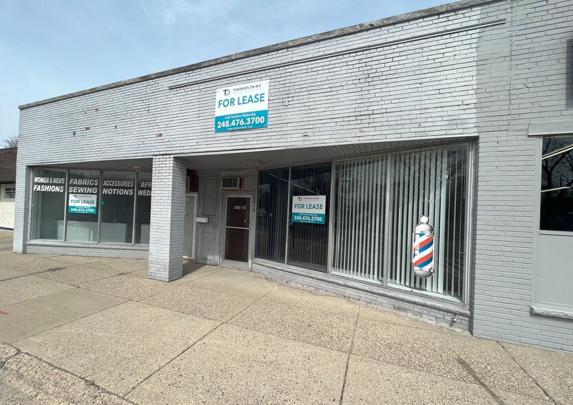 10800-10820 W 9 Mile Rd, Oak Park, MI à louer - Photo de l’immeuble – Image 2 sur 2