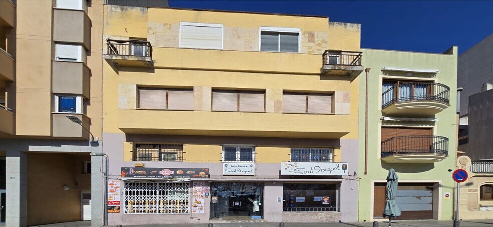 Immeuble residentiel dans El Vendrell, Tarragona à vendre - Photo de l’immeuble – Image 3 sur 8