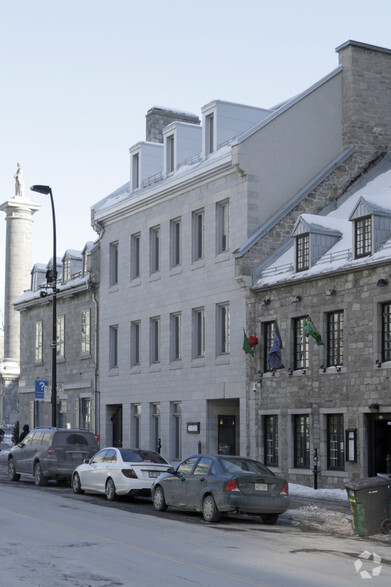 164 Rue Notre-Dame E, Montréal, QC à vendre - Photo principale – Image 1 sur 13