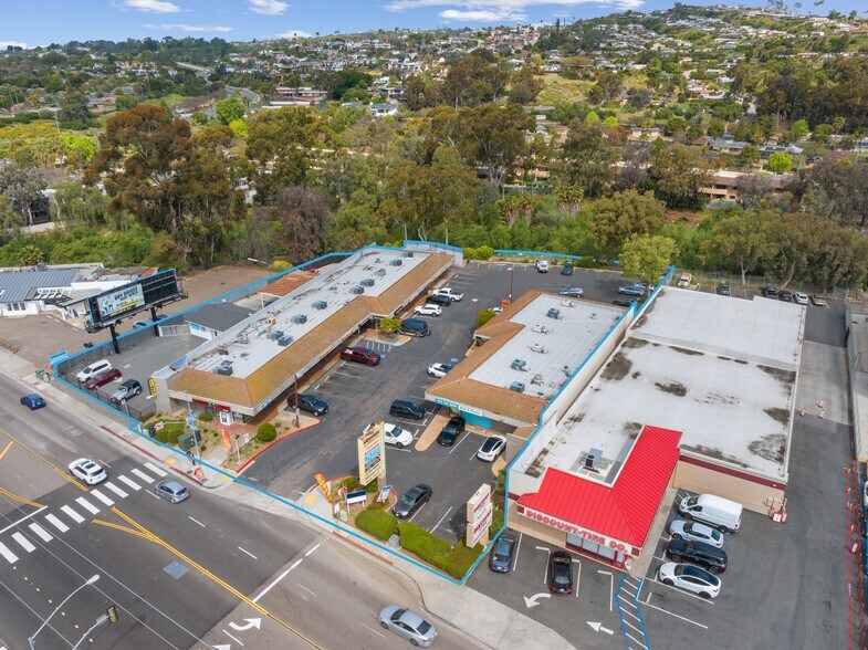 2710 Garnet Ave, San Diego, CA à vendre - Photo de l’immeuble – Image 2 sur 4