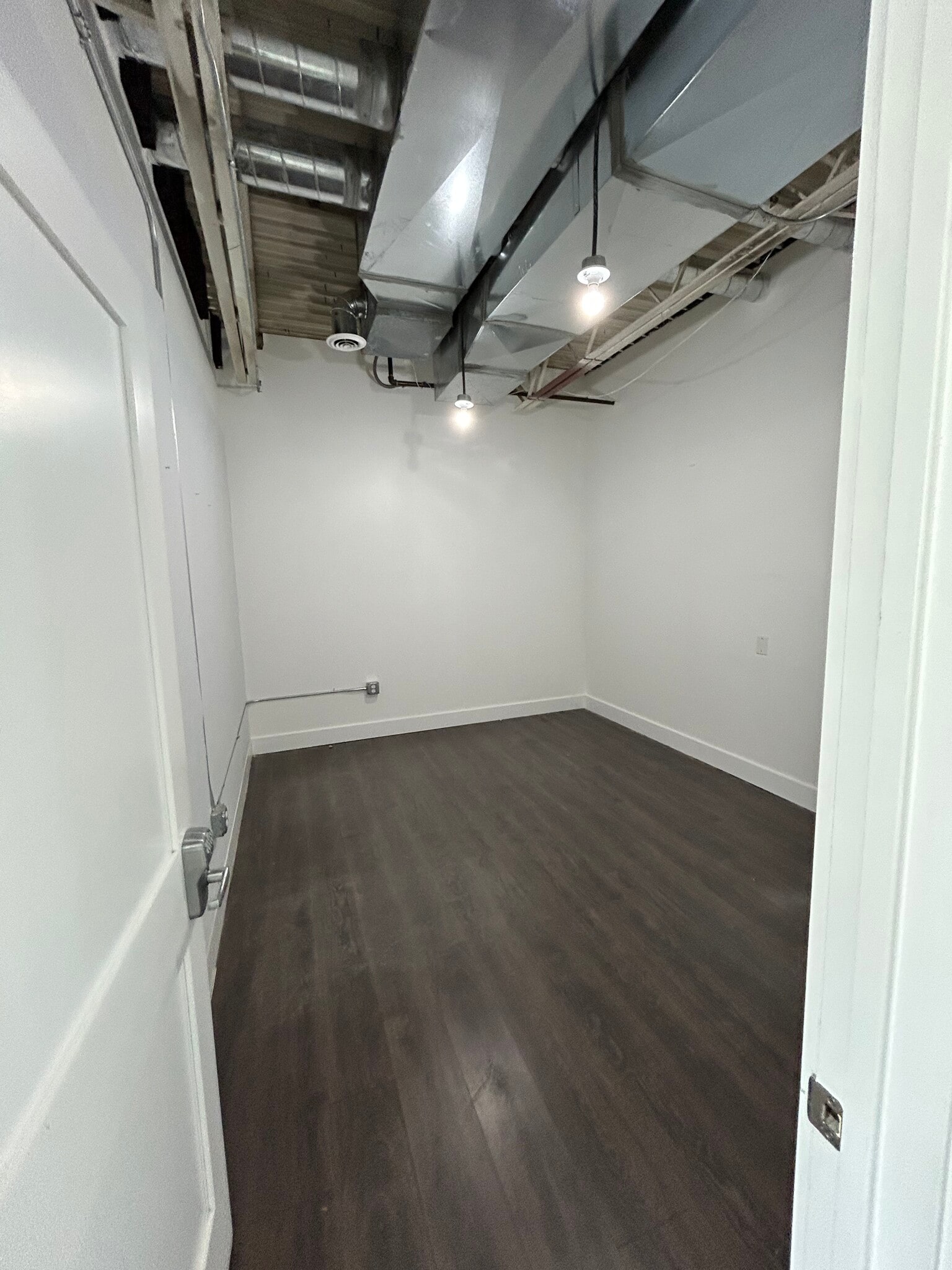 1320 N Campbell Rd, Royal Oak, MI à louer Photo intérieure– Image 1 sur 3