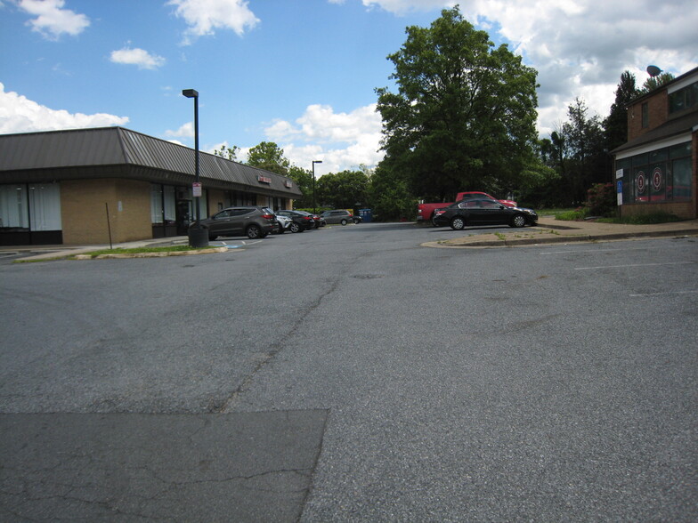 6341 S Kings Hwy, Alexandria, VA à vendre - Photo de l’immeuble – Image 2 sur 19