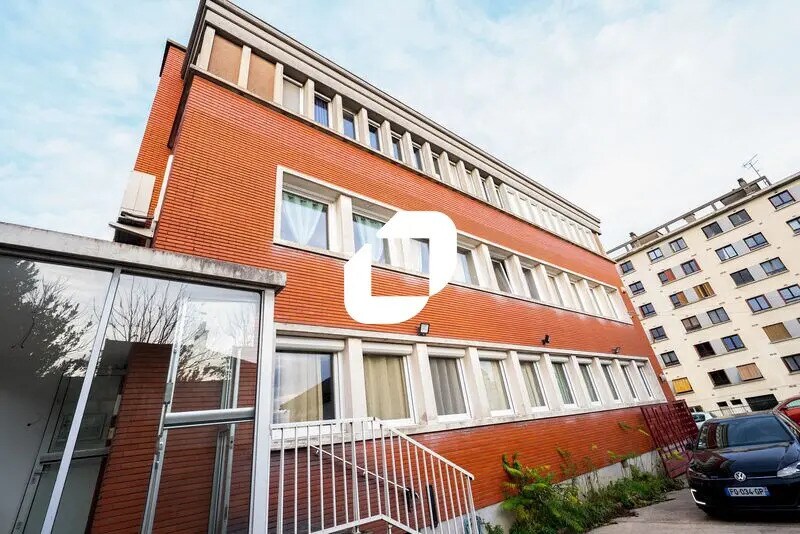 Bureau dans Bagnolet à louer - Photo de l’immeuble – Image 1 sur 8