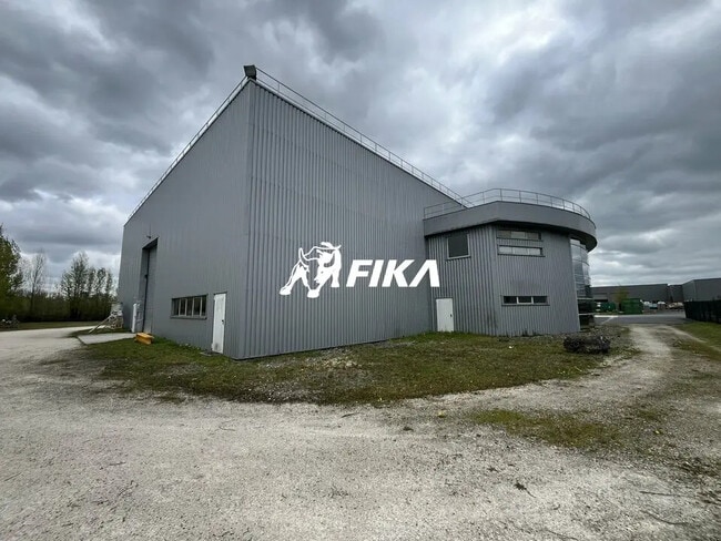 Plus de détails pour Local d’activités à vendre