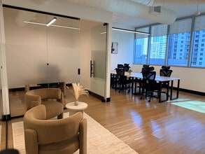 1100 Brickell Bay Dr, Miami, FL à louer Photo intérieure– Image 1 sur 6