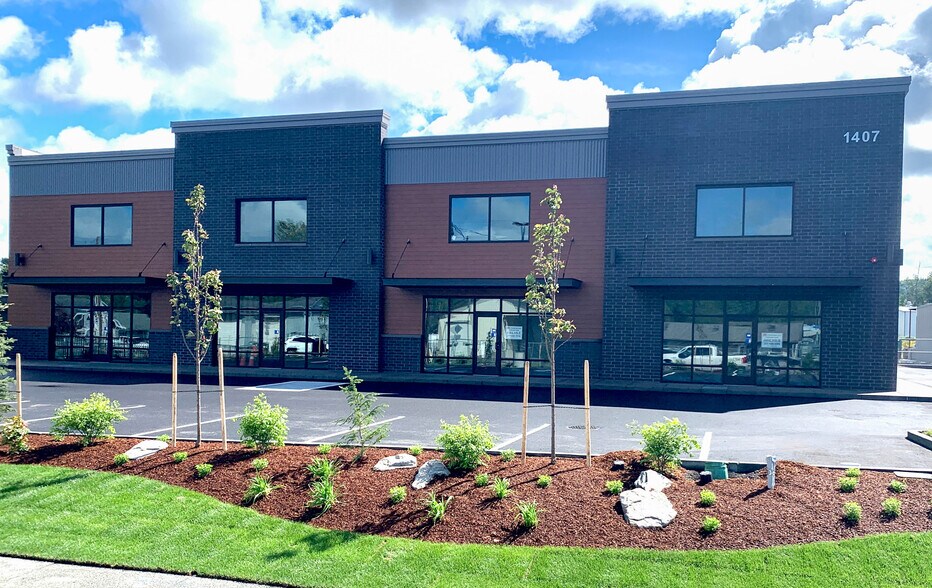 1407 Valentine Ave SE, Sumner, WA à louer - Photo de l’immeuble – Image 2 sur 5