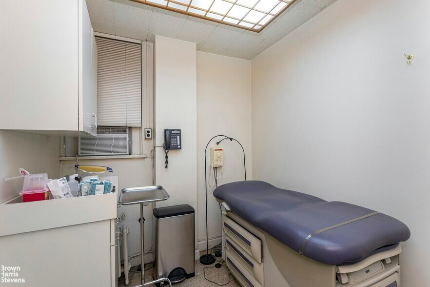 5 E 84th St, New York, NY à vendre - Photo intérieure – Image 1 sur 4