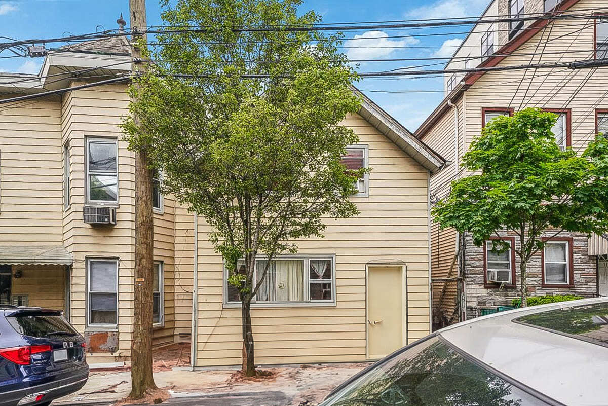 115 34th St, Union City, NJ à vendre Photo principale– Image 1 sur 25