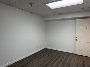 50-100 W Lemon Ave, Monrovia, CA à louer Photo intérieure– Image 2 sur 3