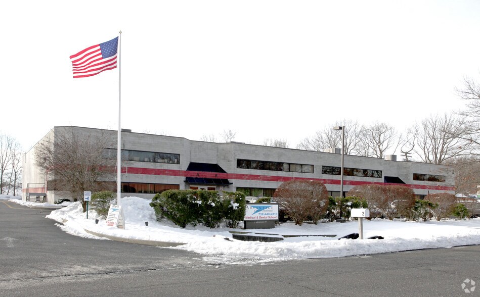 2 Meridian Rd, Eatontown, NJ à louer - Photo principale – Image 1 sur 3