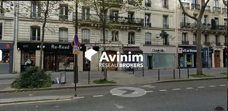 Local commercial dans Paris à louer Photo de l’immeuble– Image 1 sur 2