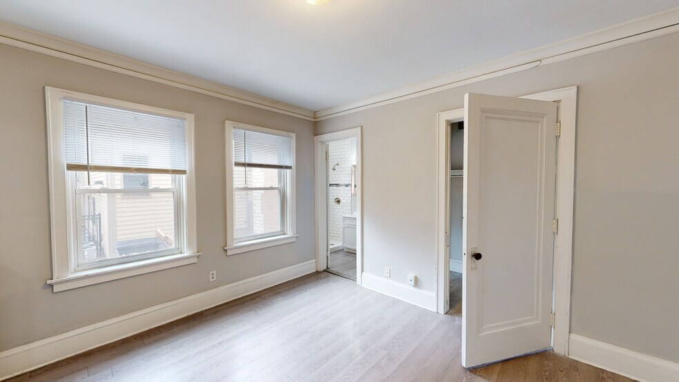 928 N 15th St, Milwaukee, WI à vendre - Numérisation 3D Matterport – Image 3 sur 19