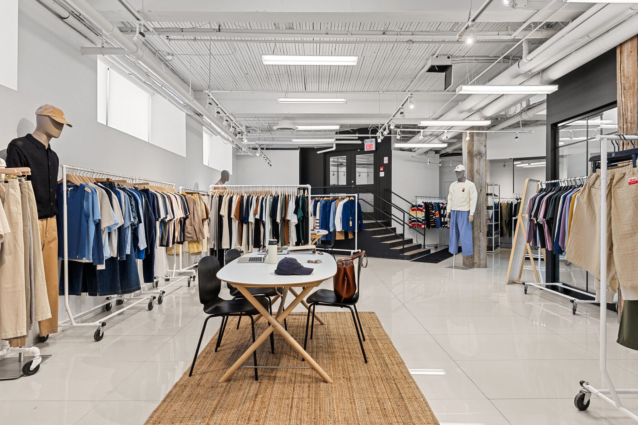 326 Davenport Rd, Toronto, ON à louer Photo intérieure– Image 1 sur 2