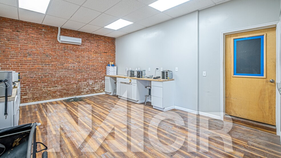 3319 Derry St, Harrisburg, PA à louer - Photo intérieure – Image 3 sur 5