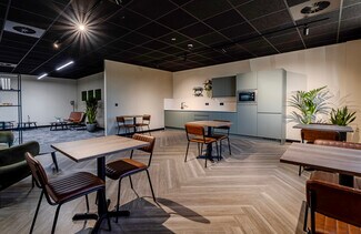 Plus de détails pour Aspinall Close, Bolton - Bureau à louer