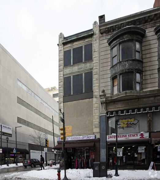 1039 Chestnut St, Philadelphia, PA à louer - Photo de l’immeuble – Image 2 sur 4