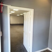 5537 N State Road 7, North Lauderdale, FL à louer Photo intérieure– Image 2 sur 5