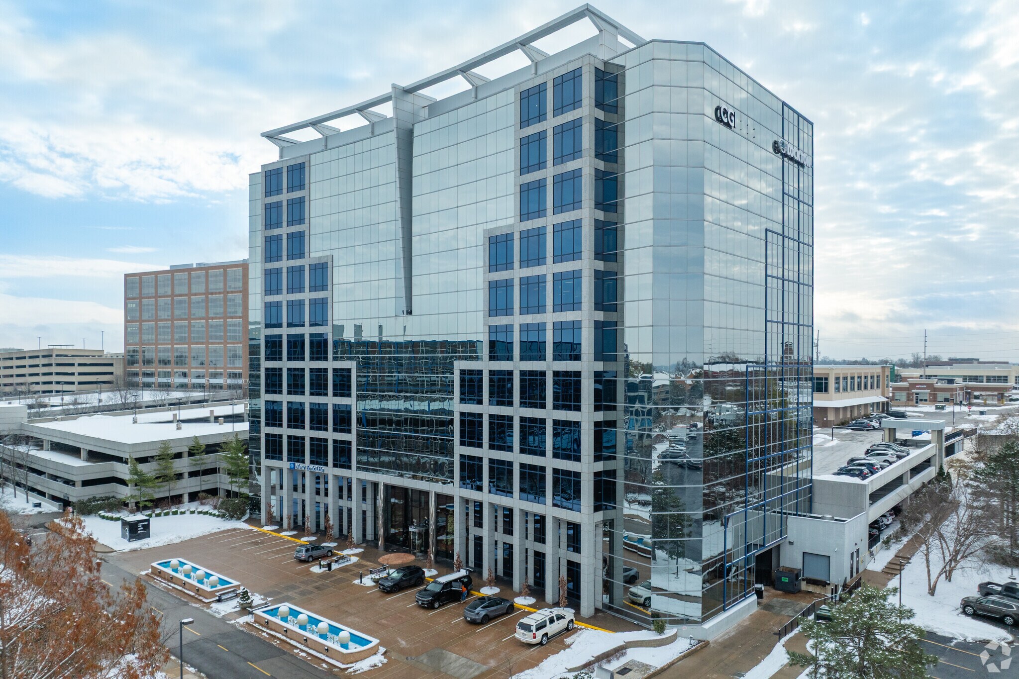 3 Cityplace Dr, Creve Coeur, MO à louer Photo principale– Image 1 sur 5