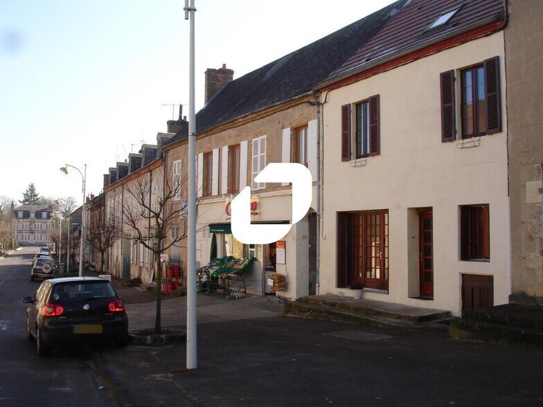 Local commercial dans Lucenay-lès-Aix à vendre - Photo de l’immeuble – Image 3 sur 4