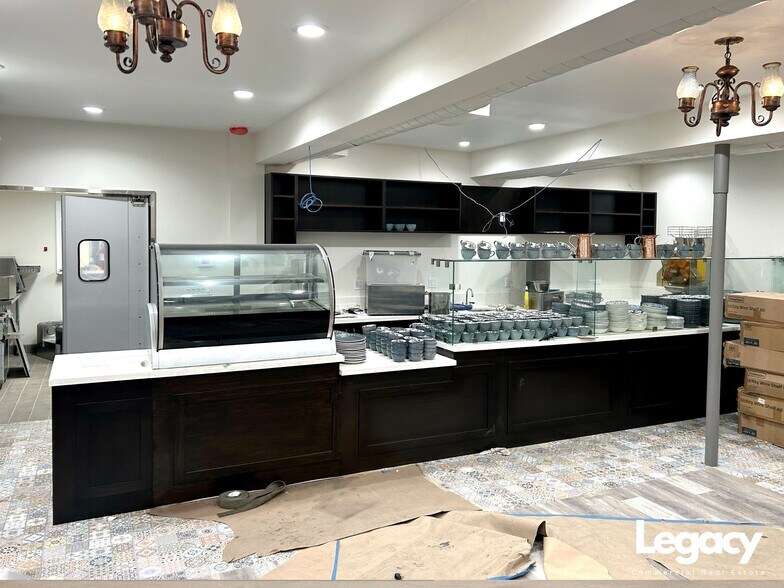 4843 W Century Blvd, Inglewood, CA à louer - Photo de l’immeuble – Image 3 sur 5