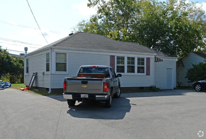 503 Heather Pl, Nashville, TN à louer - Photo de l’immeuble – Image 3 sur 13