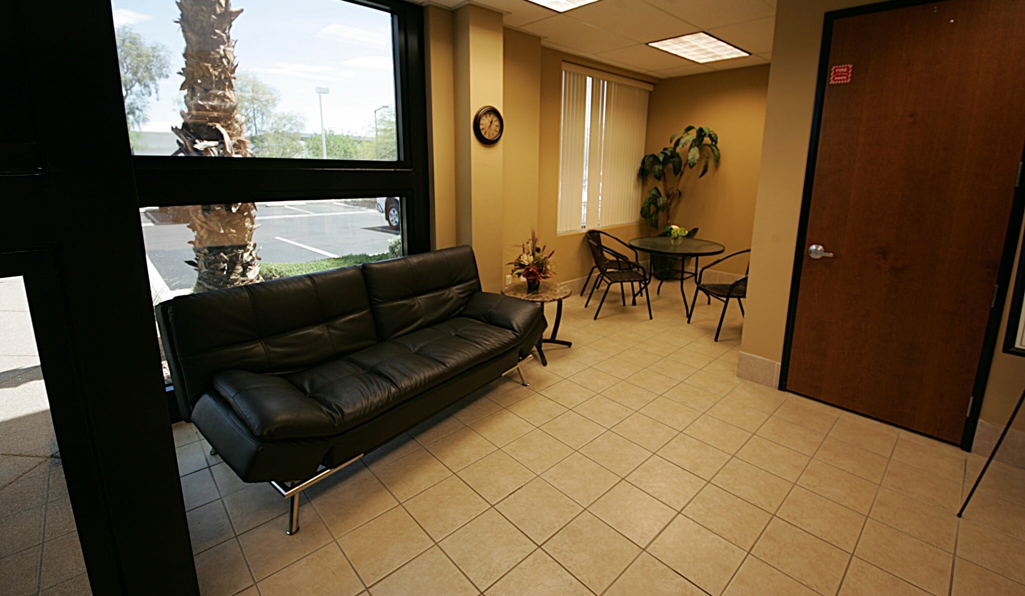 2651 N Crimson Canyon Dr, Las Vegas, NV à louer Photo intérieure– Image 1 sur 9