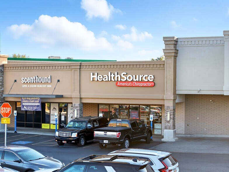 2255 N University Pky, Provo, UT à louer - Photo de l’immeuble – Image 1 sur 18