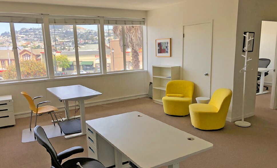4667-4671 Mission St, San Francisco, CA à louer - Photo de l’immeuble – Image 3 sur 7