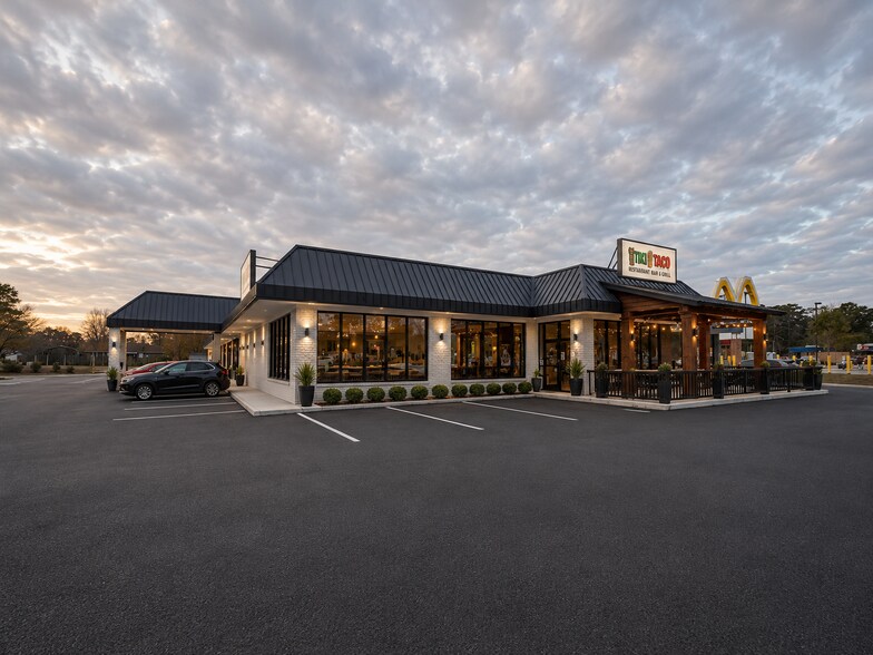 1761 N Main St, Summerville, SC à louer - Photo de l’immeuble – Image 1 sur 3